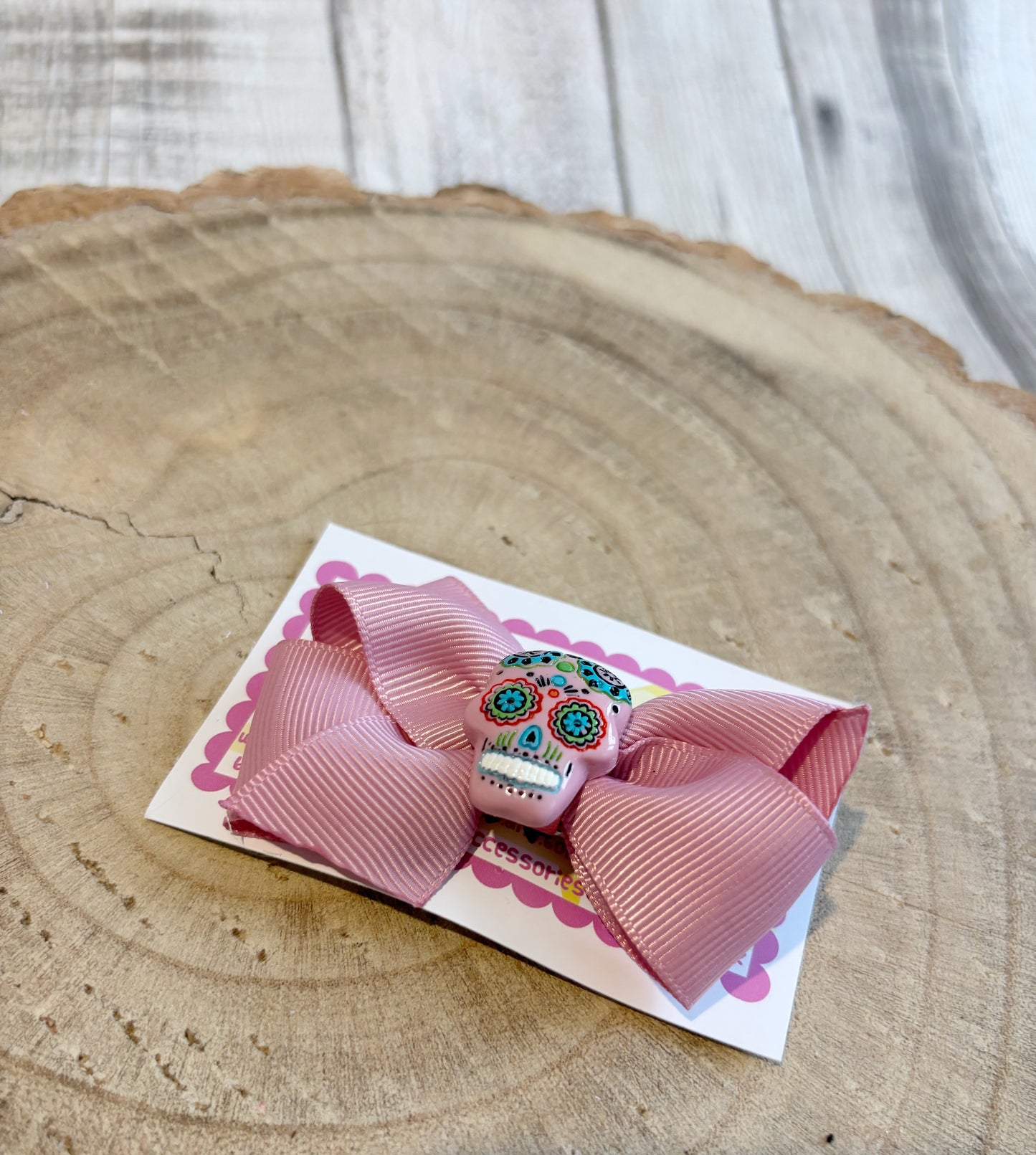 🎀 Pink Bow Hair Clip with Sugar Skull Centre 🎀