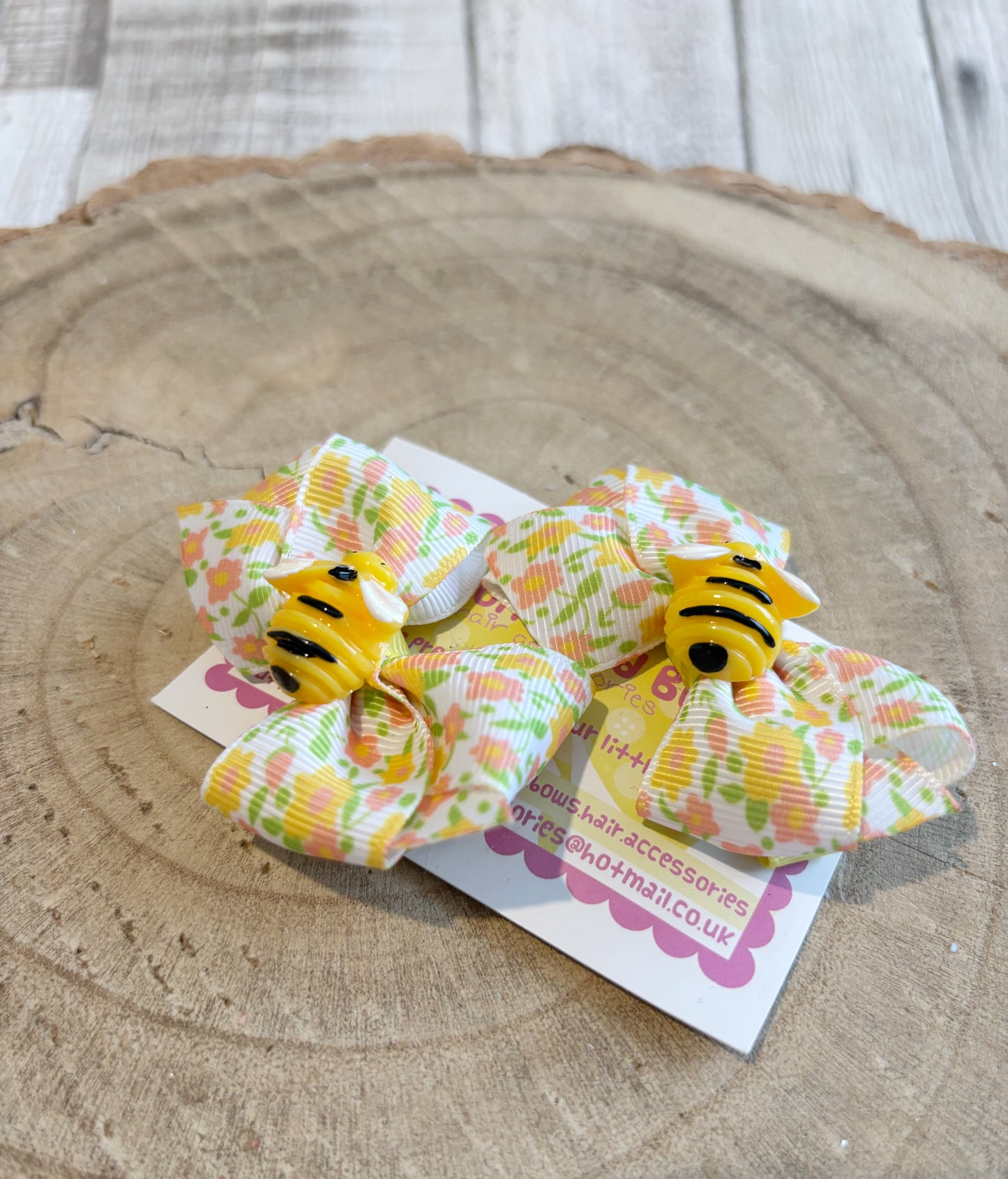 Floral Bow Hair Clips with Bee Centre – Set of 2