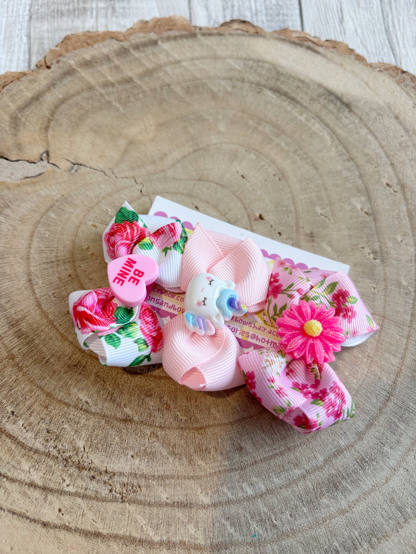 🌸 Floral & Sweet Character Bow Clip Set – Set of 3 🌸