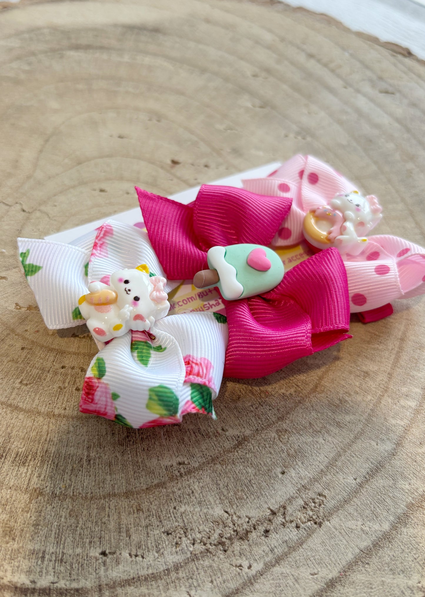 🎀 Cute Character Bow Clip Set – Set of 3 🎀