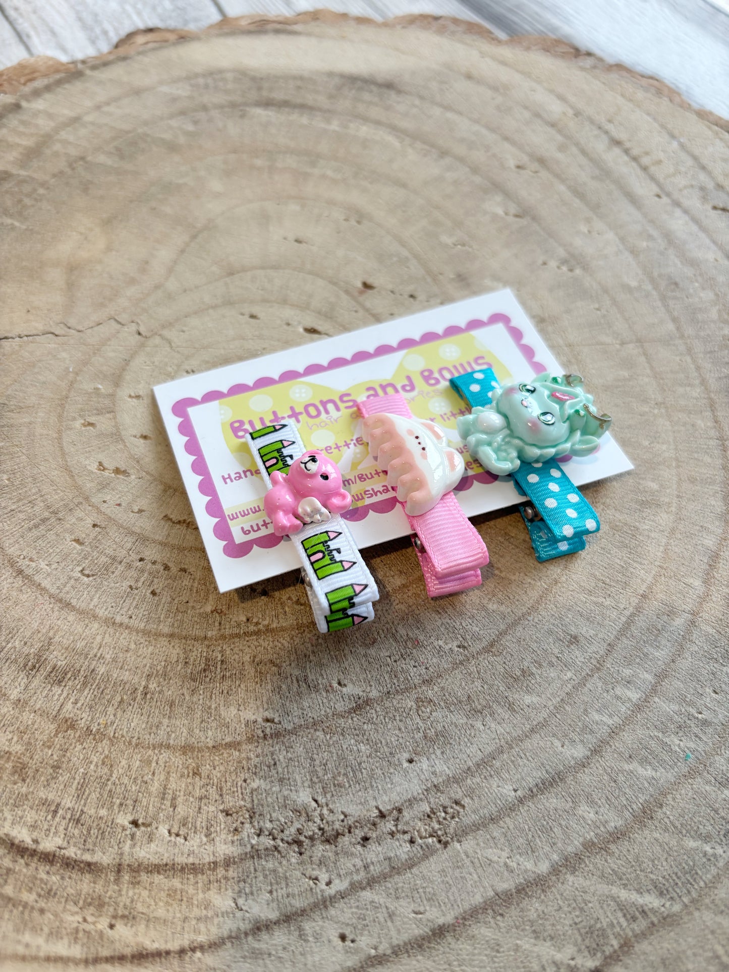 🐉 Cute Hair Clip Set – Set of 3 🎀
