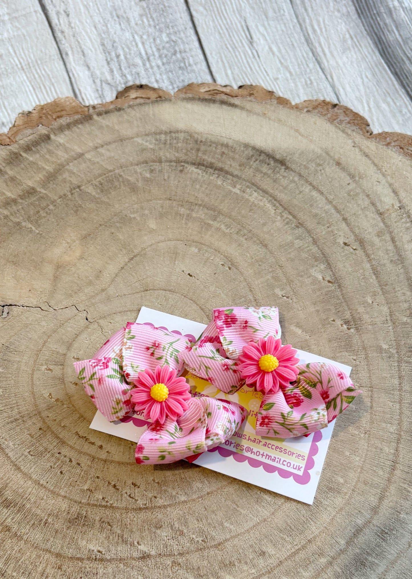 🌸 Pink Floral Hair Bow Set with Daisy Centre – Set of 2 🌸
