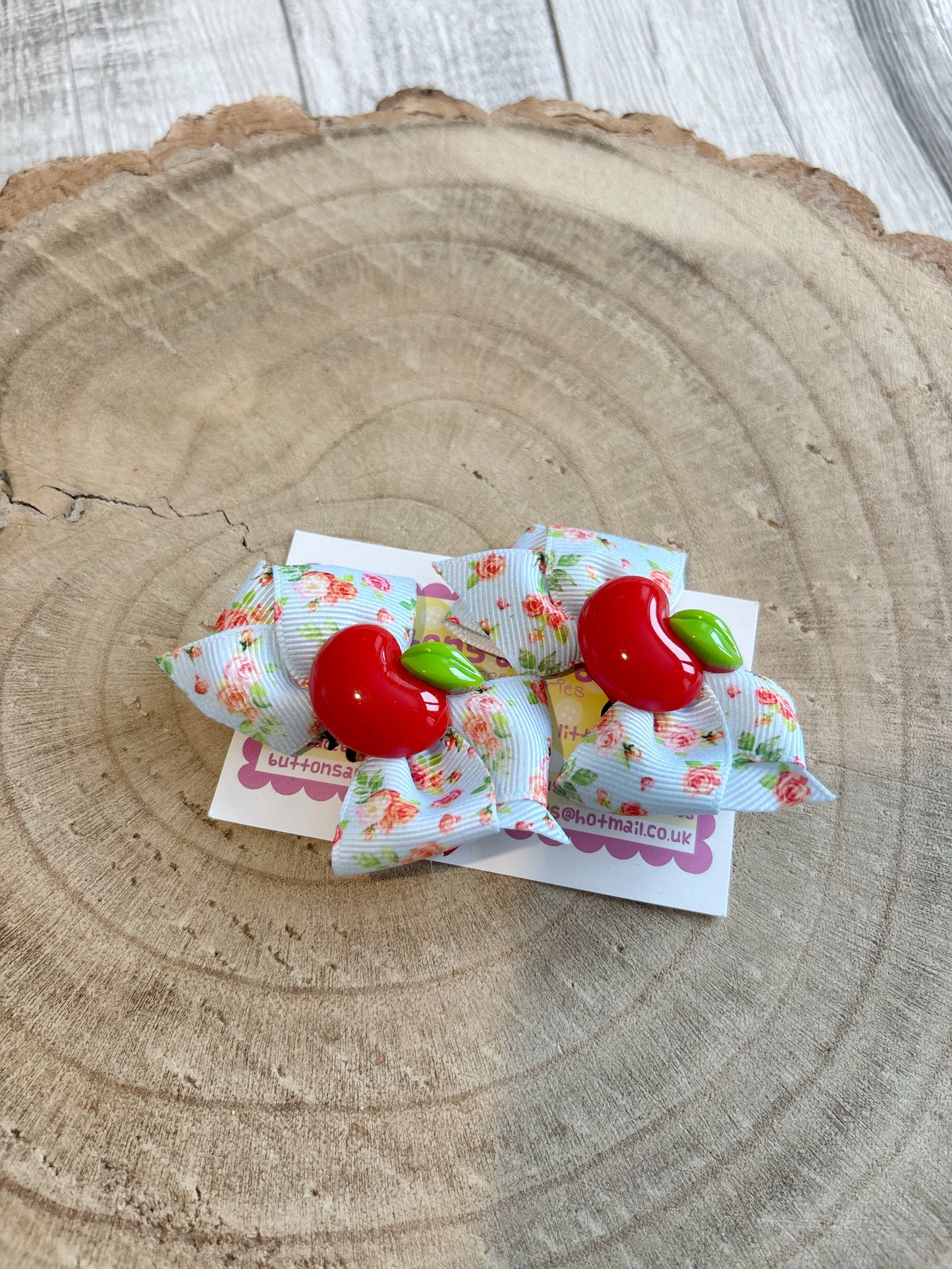 🍎 Apple Hair Bow Set – Set of 2 🍎