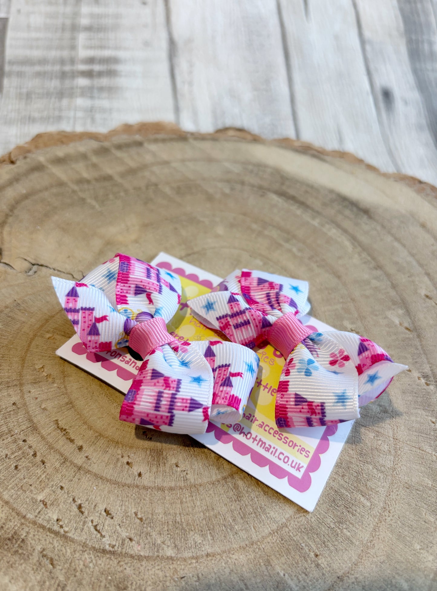🎀 Pink Castle Print Bow Hair Clip Set 🎀