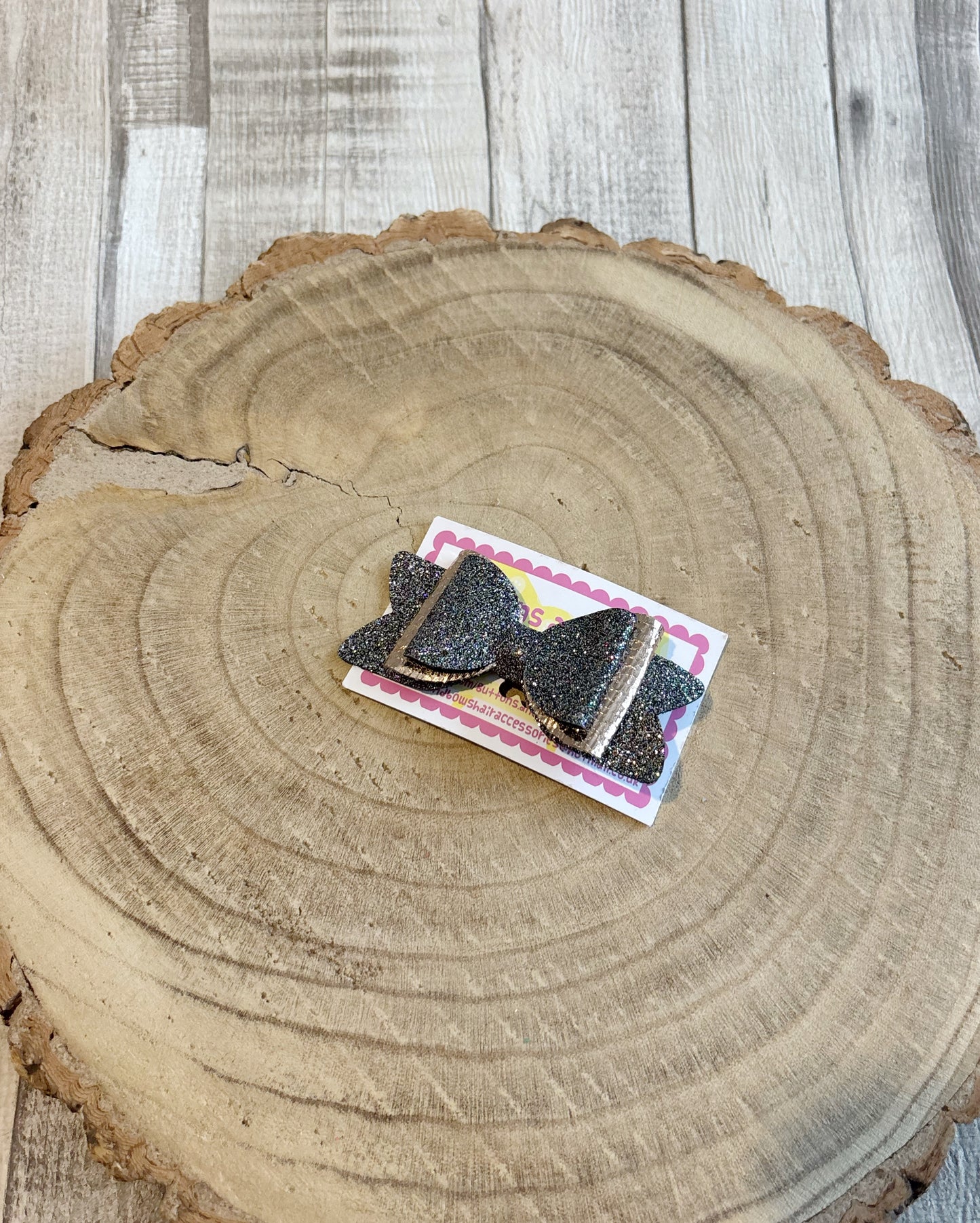 Black Glitter Bow Hair Clip with Silver Detail – Non-Slip