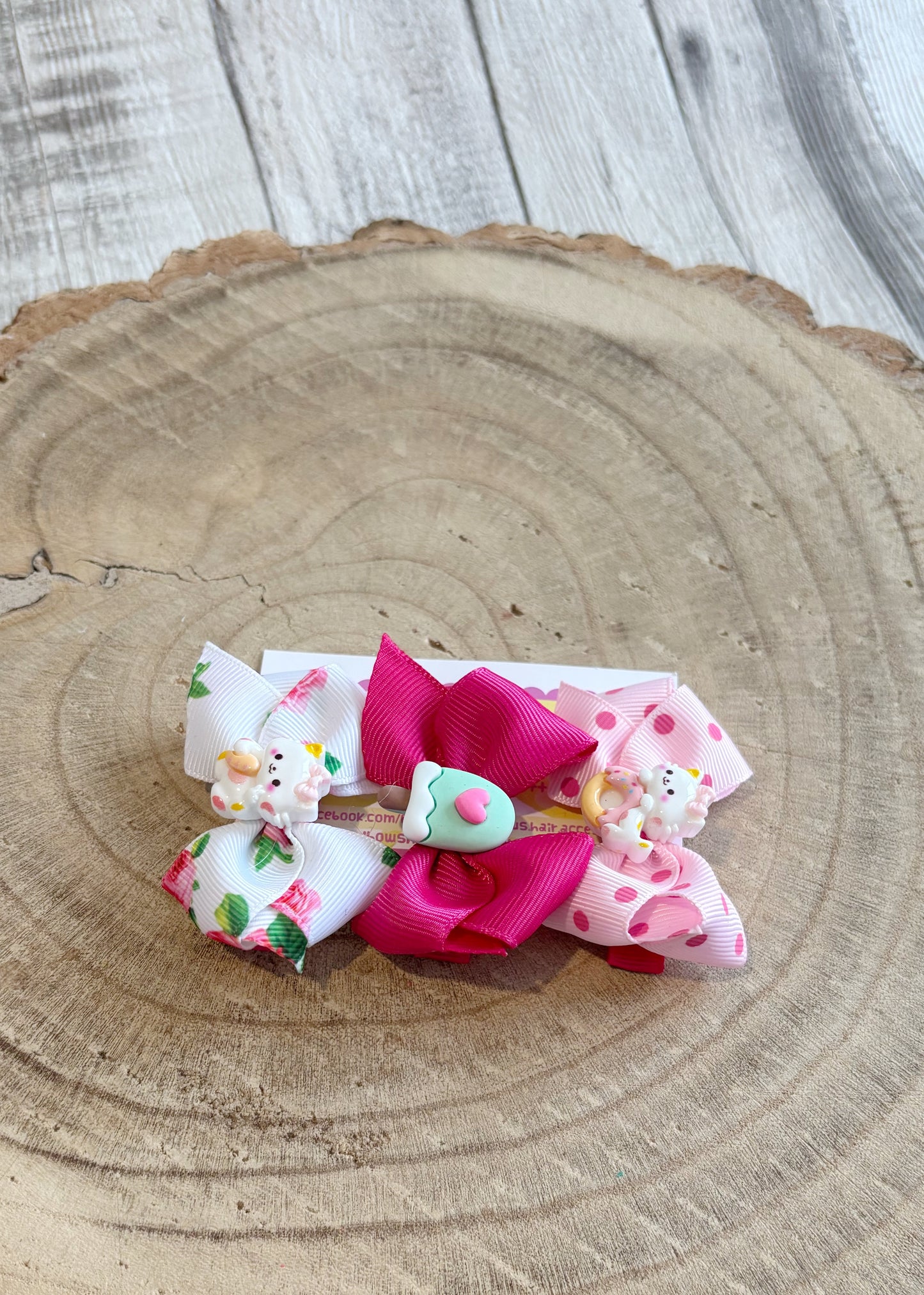 🎀 Cute Character Bow Clip Set – Set of 3 🎀