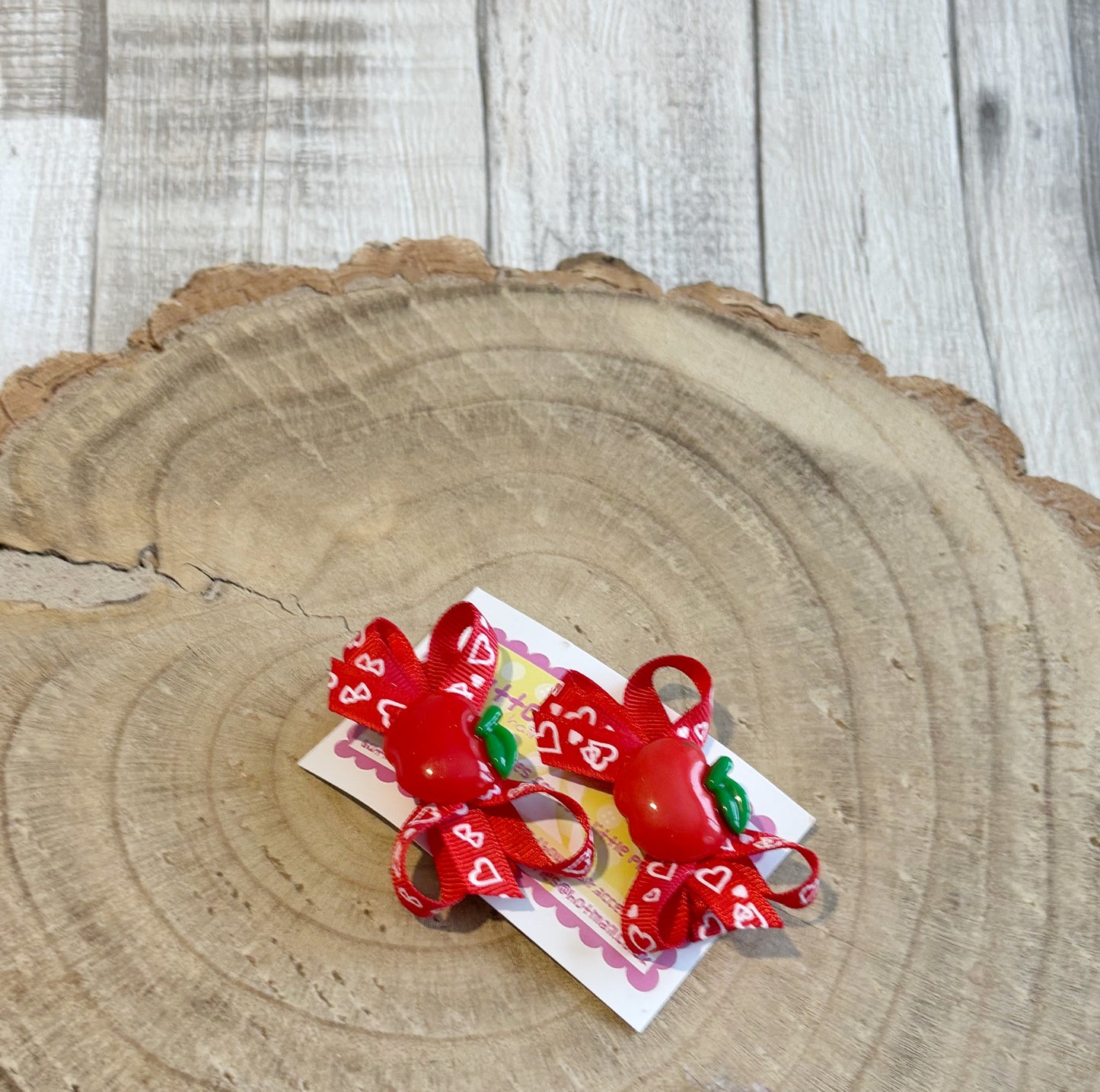 🎀 Red Heart Bow Hair Clip Set with Apple Centre 🎀